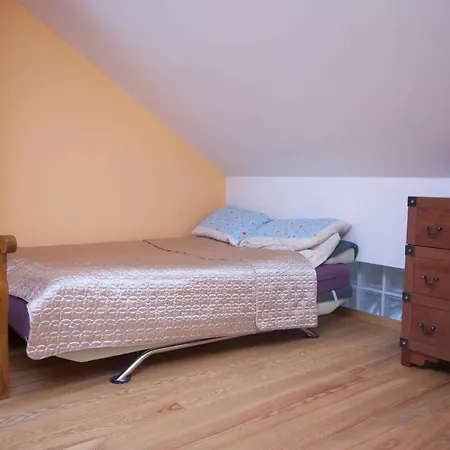 Appartamento Large 2 Bedrooms Plus Living *