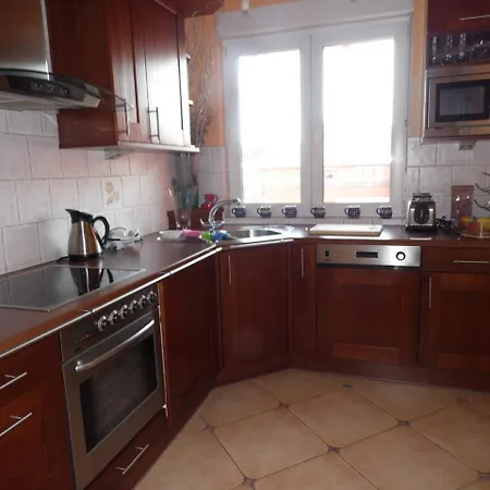 Daire Large 2 Bedrooms Plus Living
